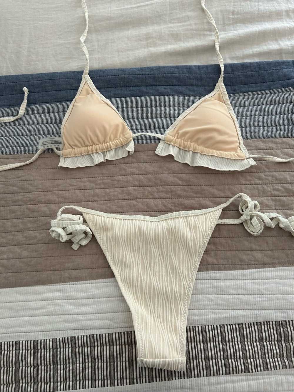 Cream Textured Ruffle Triangle Bikini Set - SEAMOLLY - Picture 2 of 5